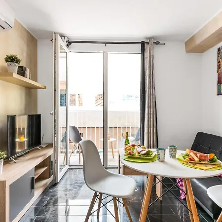 شقة 1a Sofia Close Services Sea, Wifi! *